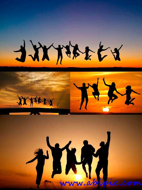 دانلود تصاویر استوک پریدن در غروب آفتاب Silhouette jumping in sunset
